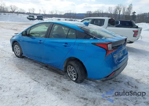 2021 Toyota Prius L Eco z USA, uszkodzony, nr VIN JTDKAMFU5M3141156